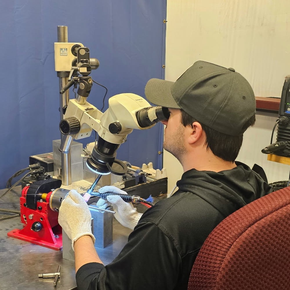 MicroTIGWeldingFW.jpg?Revision=glx&Timestamp=Chbz78